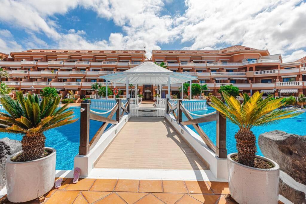 Tenerife Royal Gardens One Bedroom Apartment Playa de las Americas  Exteriör bild